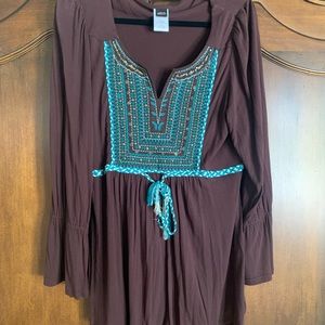 Blla brown/turquoise trim top
